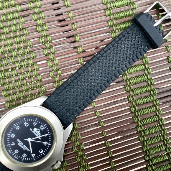 Vintage Quiksilver Quartz watch (QS1400) - Picture 3 of 10